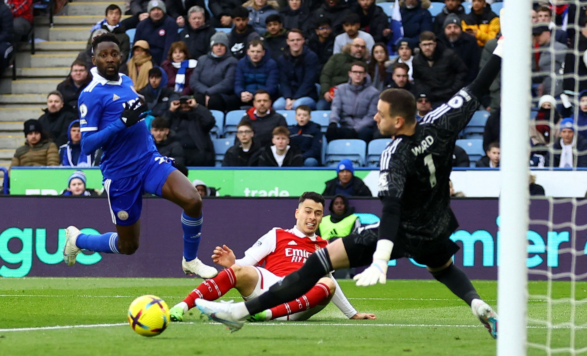 场愈发复杂 场愈发复杂