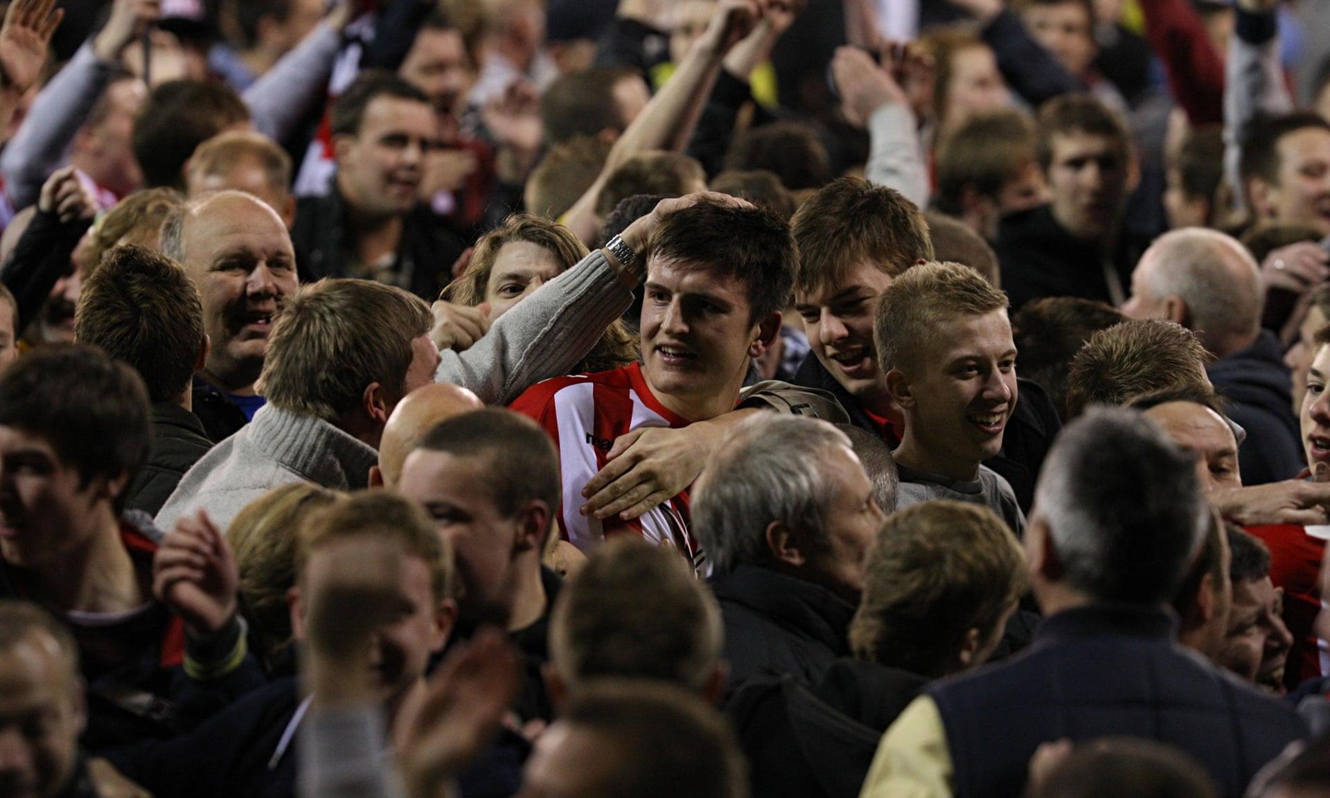 通过其个人 通过其个人